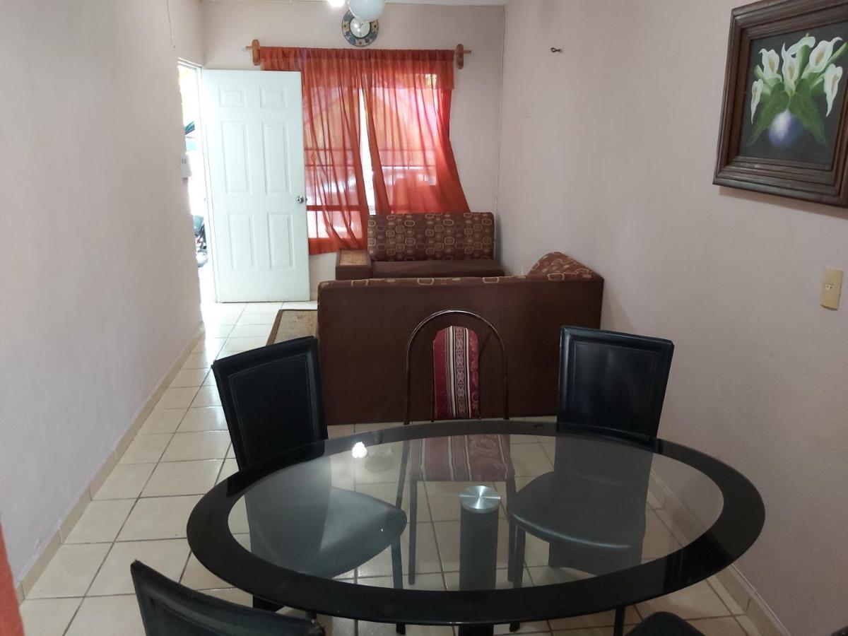 Apartmán Depto Vacacional Con Wifi Almendros Playa del Carmen Exteriér fotografie